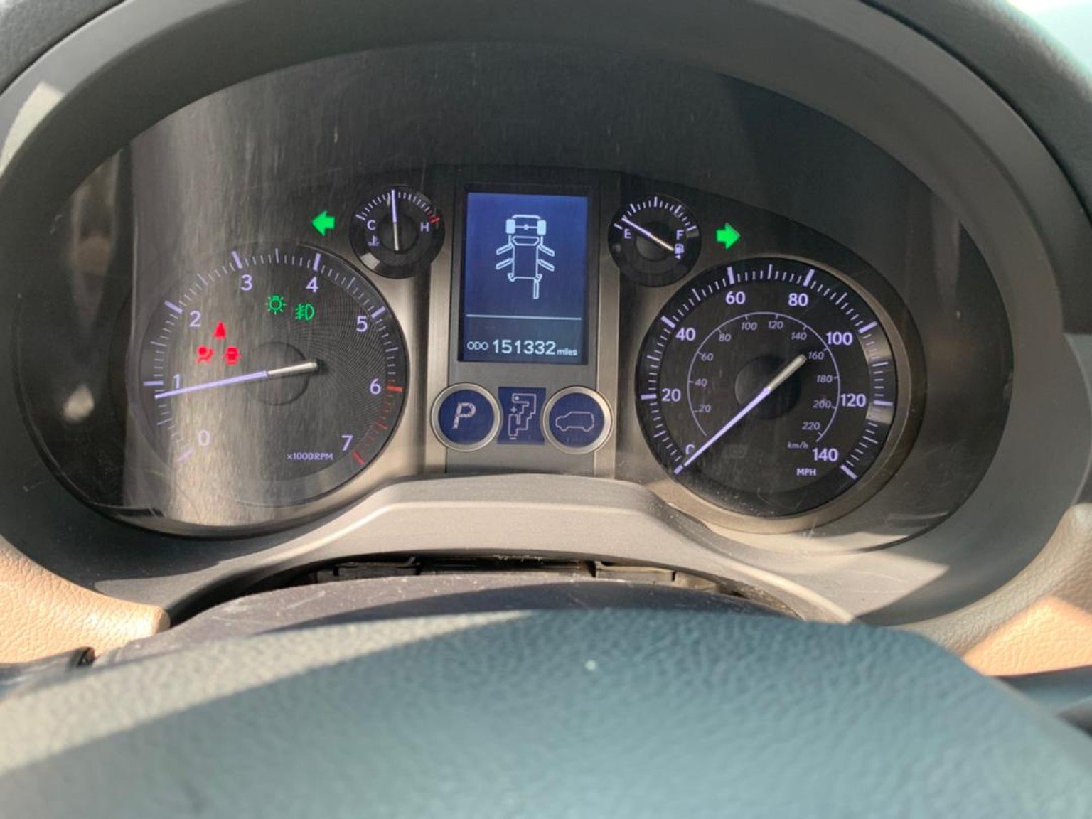 Lexus GX460 2018 dashboard interior