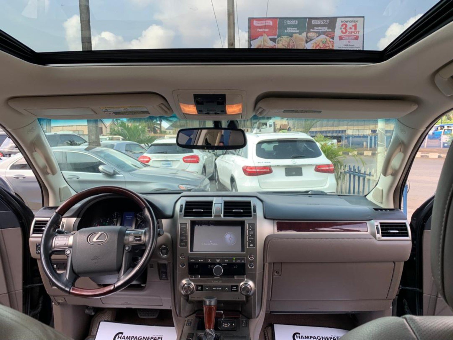 Lexus GX460 2018 interior view in Asaba
