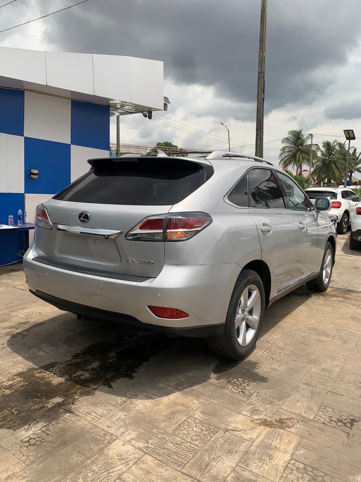 Lexus RX 350 2014 rear side right in Asaba