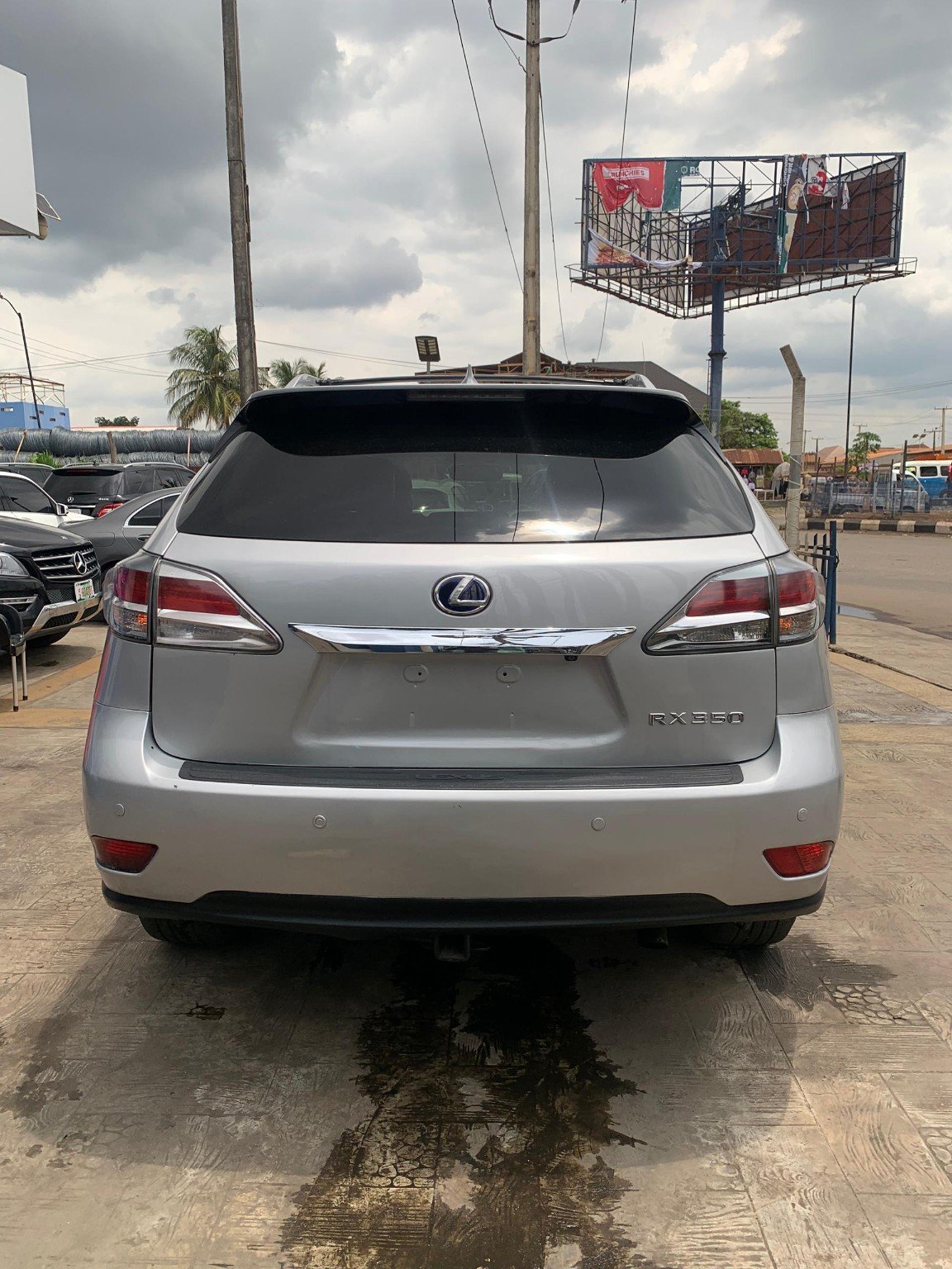 Lexus RX 350 2014 rear view in Asaba
