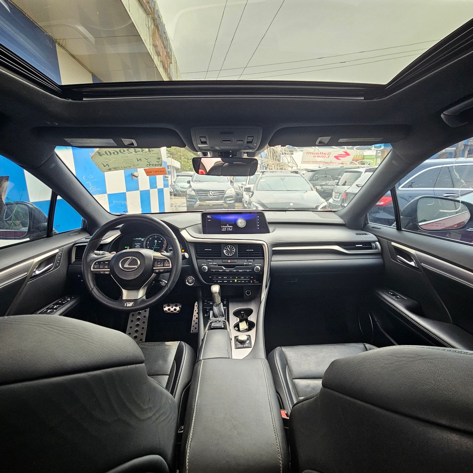 Lexus RX 350 2016 dashboard in Asaba