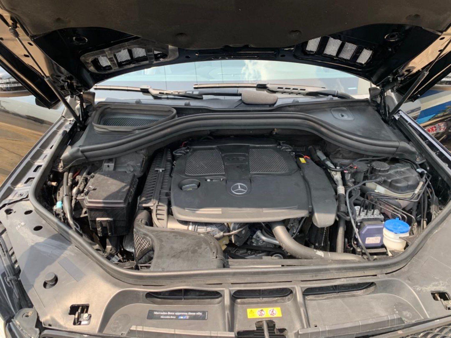 Mercedes-Benz GLE 350 2019 engine bay in Asaba