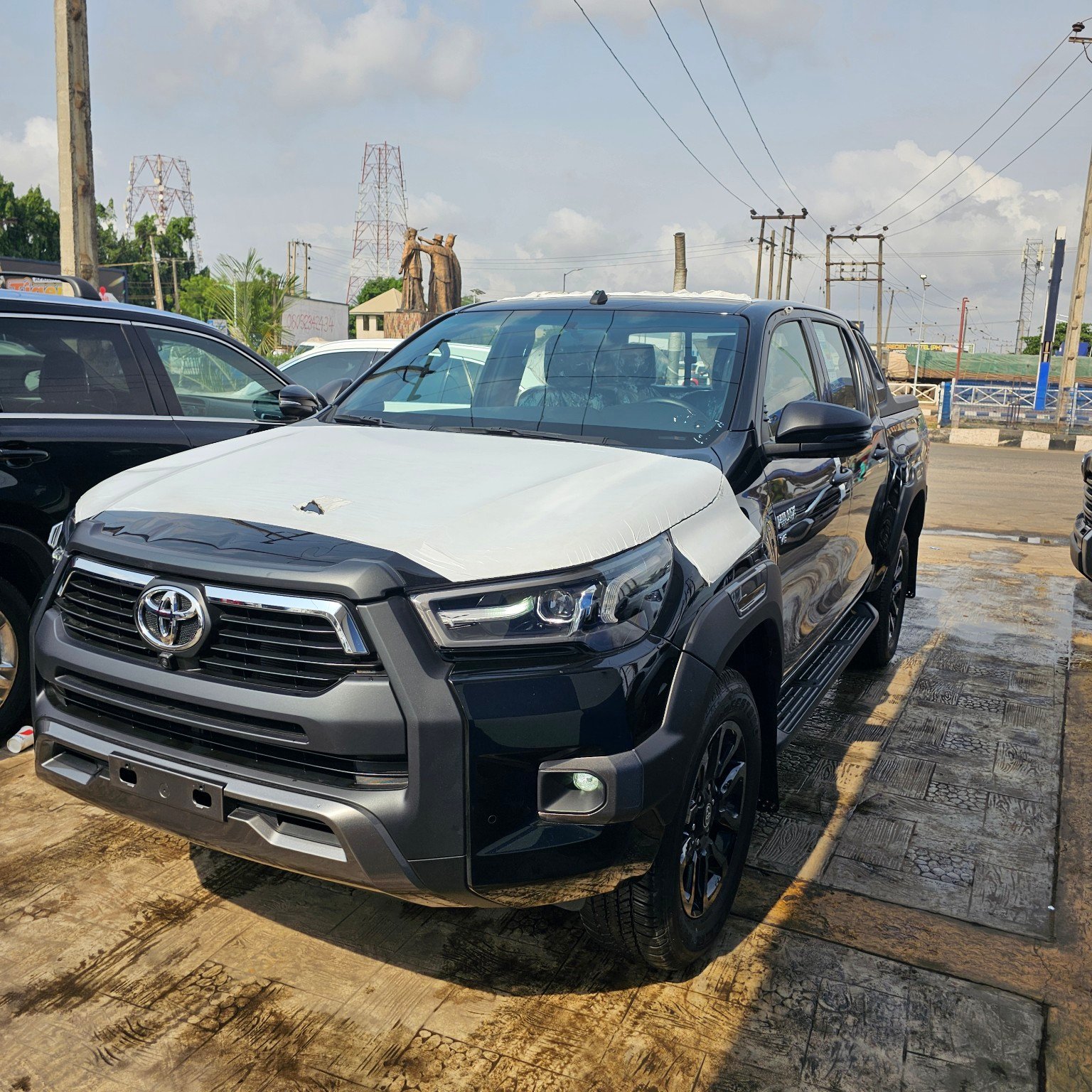 Toyota Hilux 2021 front side view in Asaba